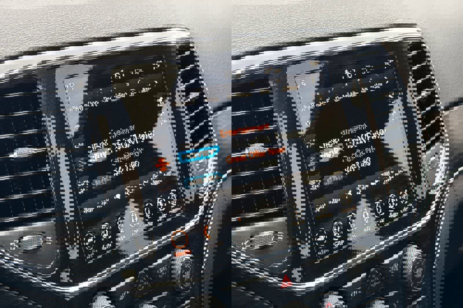 Used 2022 Jeep Grand Cherokee Limited image 20