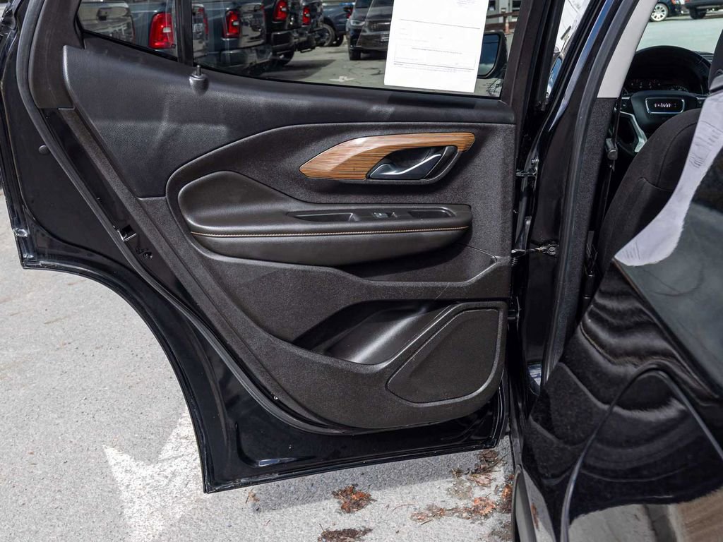 Used 2018 GMC Terrain SLE w/ Driver Convenience Package image 14