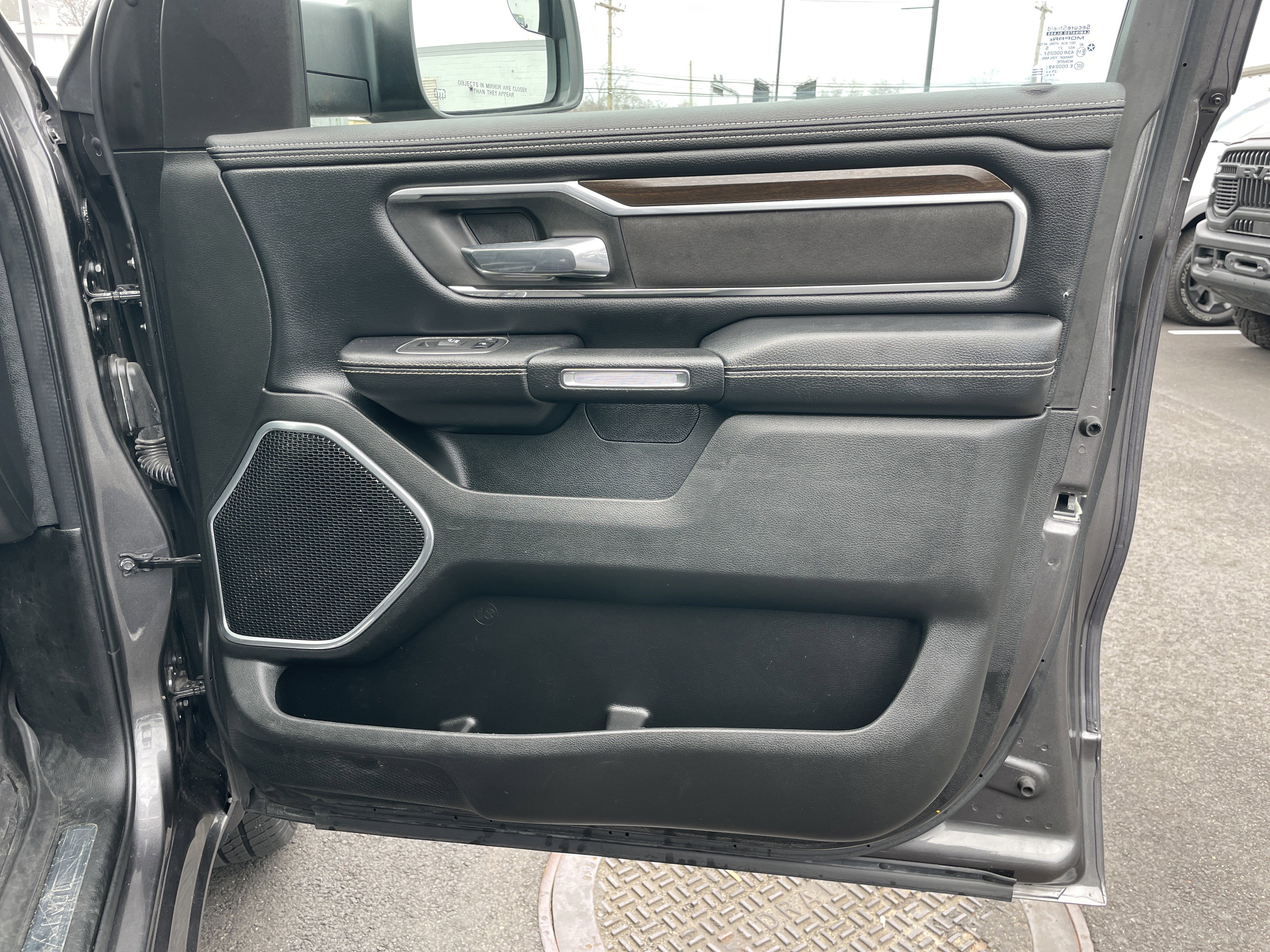 Certified 2022 RAM 1500 Laramie image 10