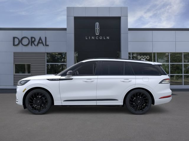 New 2026 Lincoln Aviator Reserve w/ Jet Appearance Package RWD image 3