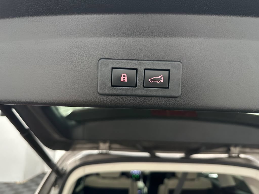 Used 2022 Subaru Ascent Limited w/ Technology Package AWD/4WD image 38