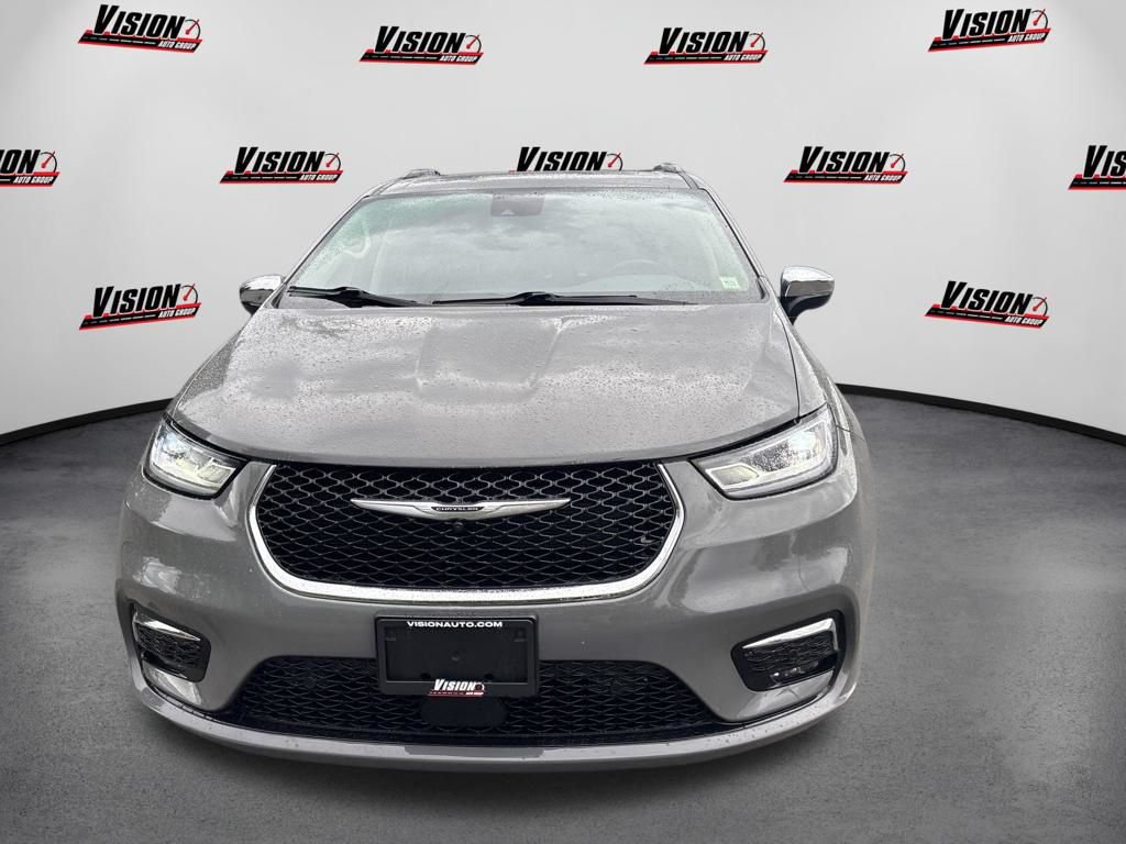 Used 2023 Chrysler Pacifica Limited AWD/4WD video 2