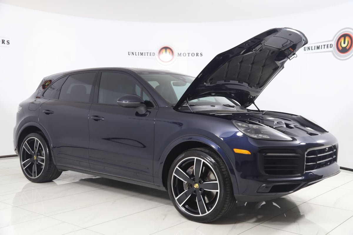 Used 2022 Porsche Cayenne Platinum Edition w/ Premium Package Plus AWD/4WD image 24