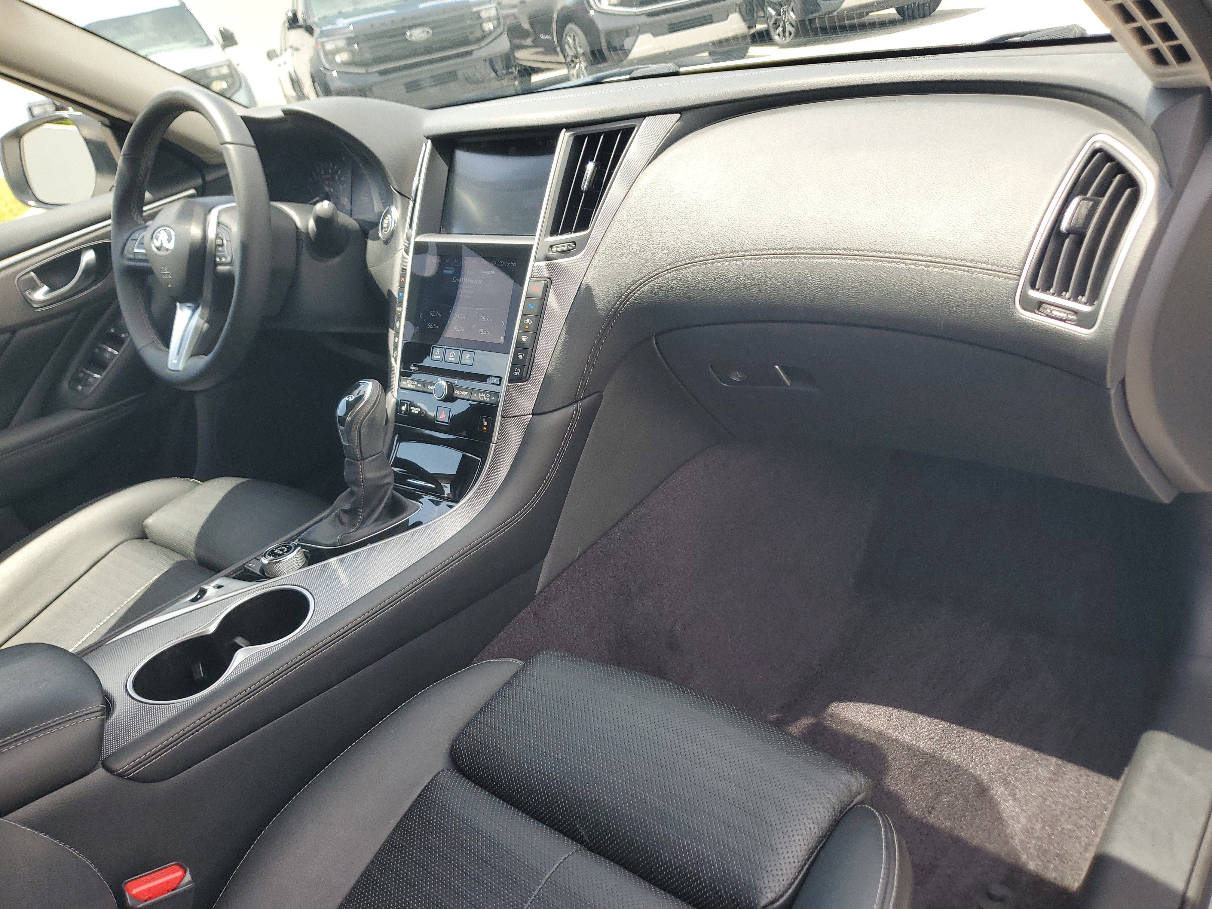 Used 2019 INFINITI Q50 Sport image 18