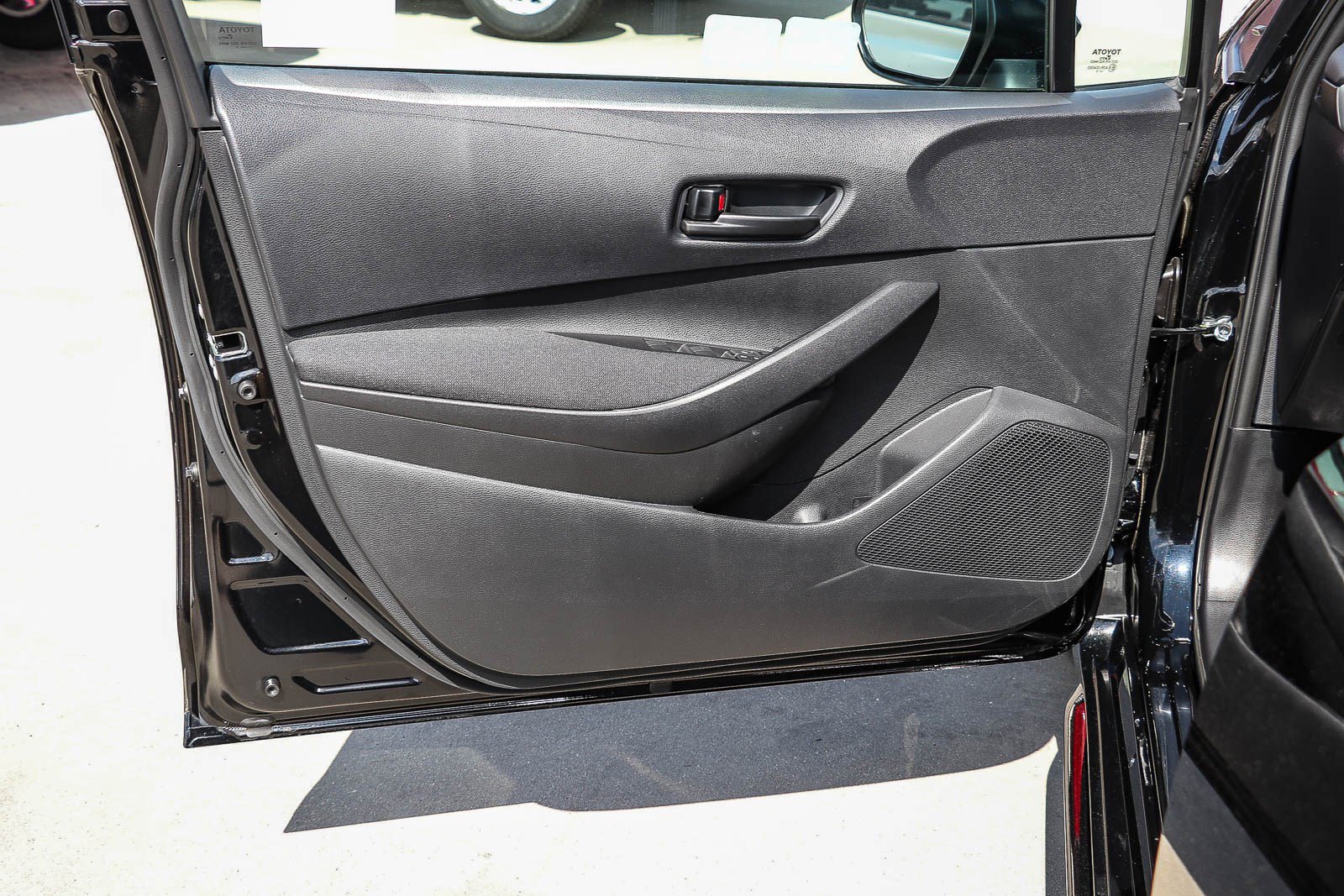 Certified 2025 Toyota Corolla LE image 21