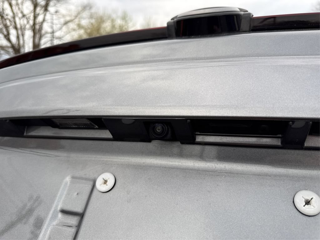 Used 2024 Nissan Kicks SV FWD image 15