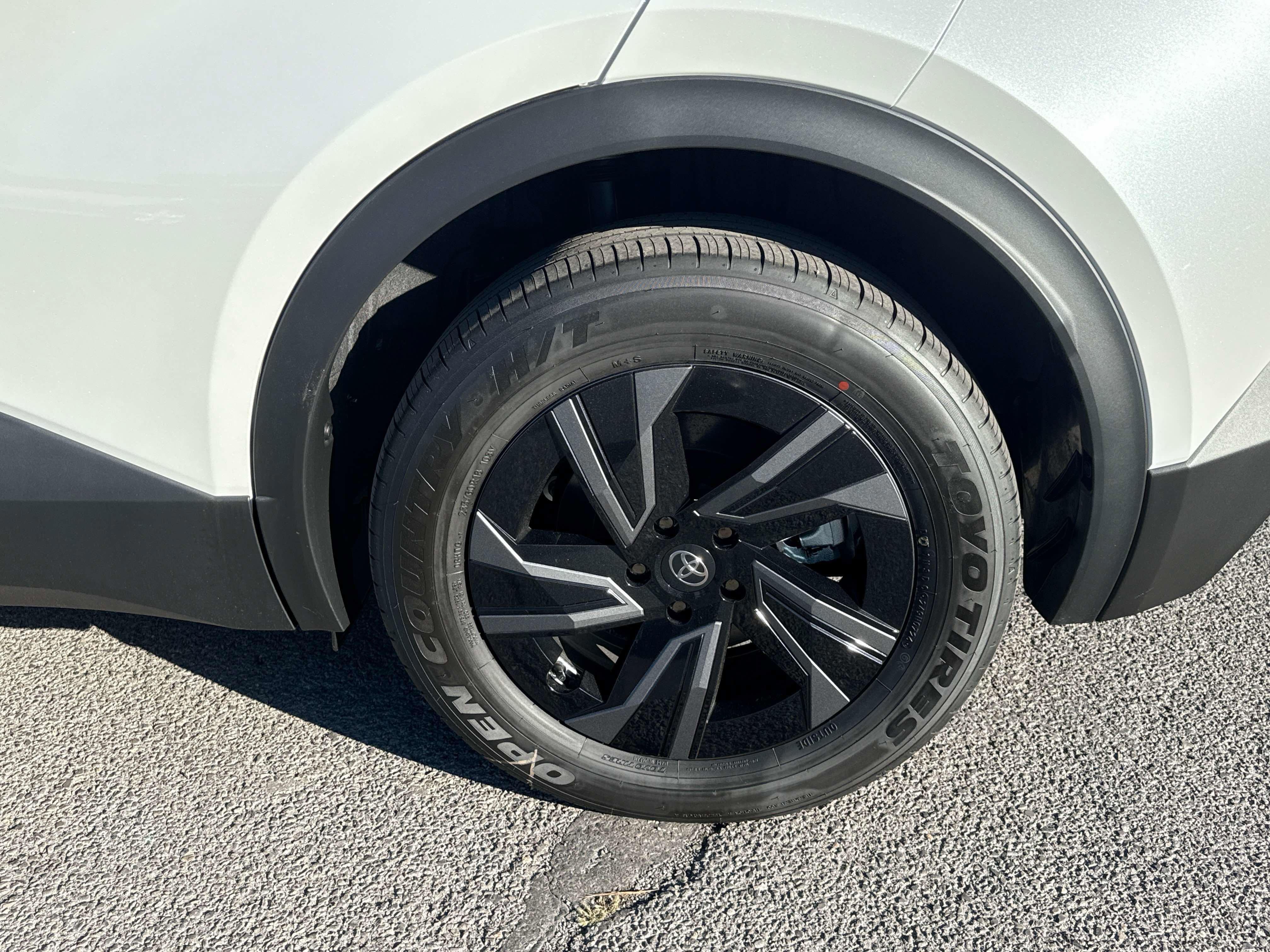 New 2026 Toyota C-HR w/ Cold Weather Package AWD/4WD image 6