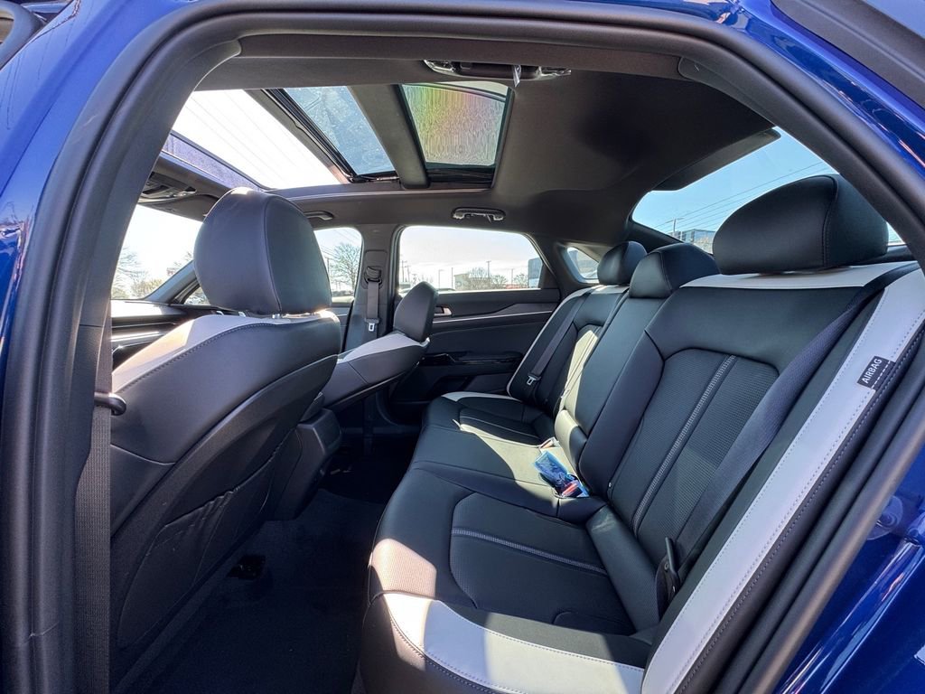 New 2026 Kia K5 GT-Line w/ GT-Line Premium Package image 8