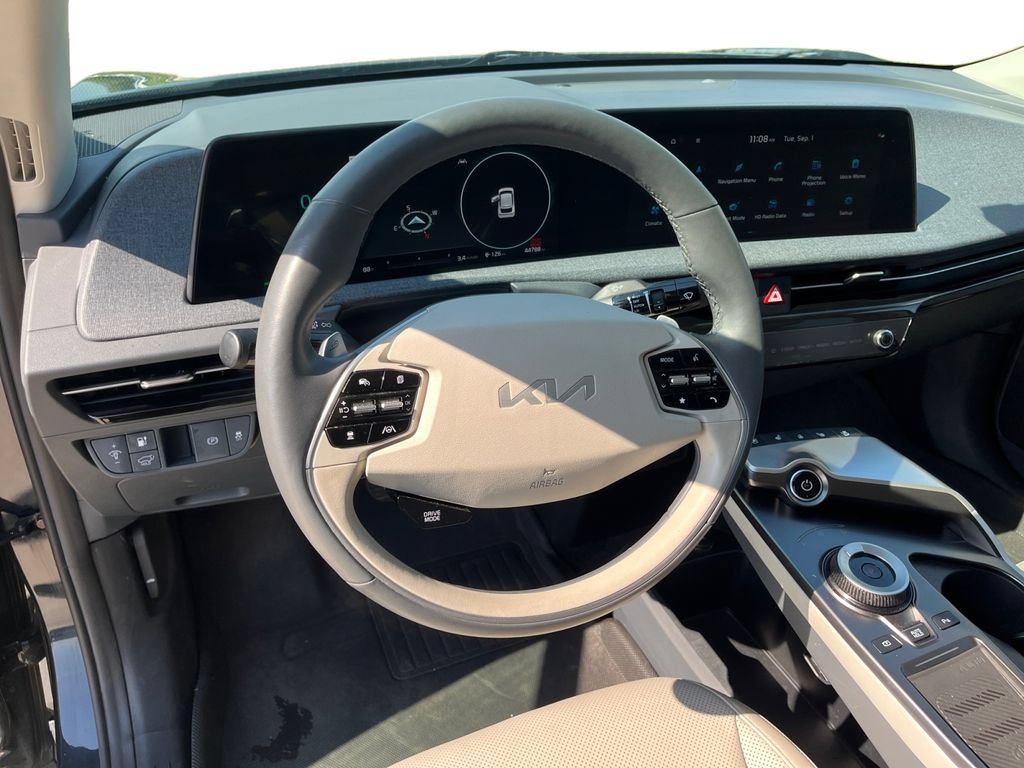Used 2022 Kia EV6 Wind w/ Wind Technology Package AWD/4WD image 12