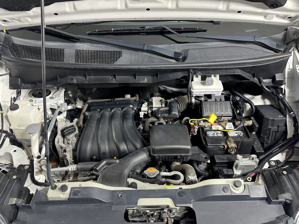 Used 2015 Chevrolet City Express LT w/ Technology Package FWD image 12