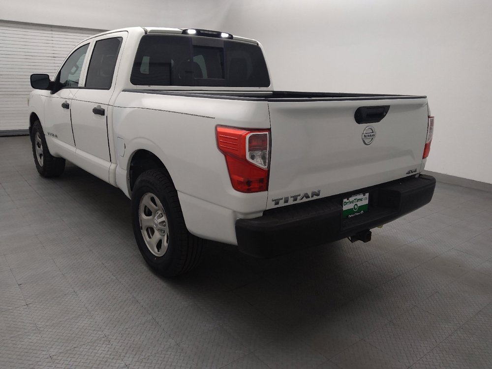 Used 2017 Nissan Titan S AWD/4WD image 5