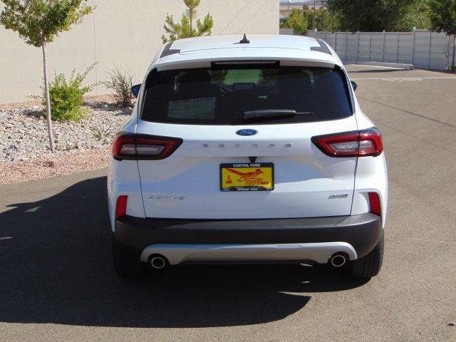 Certified 2025 Ford Escape Active w/ Cold Weather Package image 5