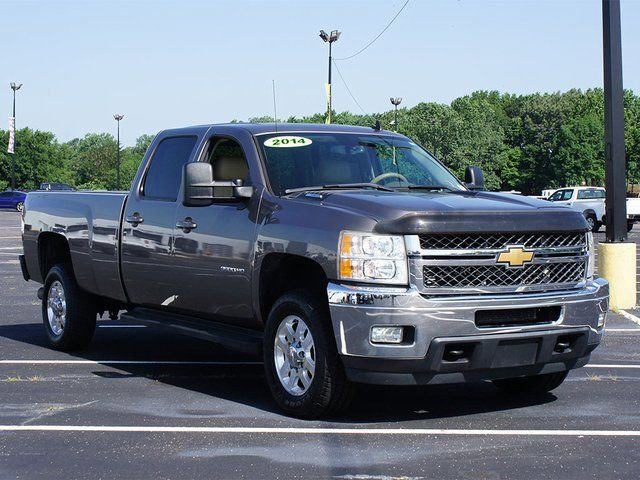 Used 2014 Chevrolet Silverado 3500 LTZ w/ LTZ Plus Package image 2