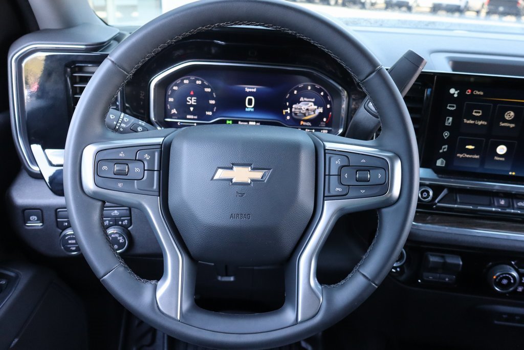 Used 2024 Chevrolet Silverado 3500 LT w/ Z71 Off-Road Package image 6