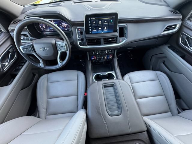Used 2023 Chevrolet Tahoe Z71 w/ Luxury Package AWD/4WD image 20