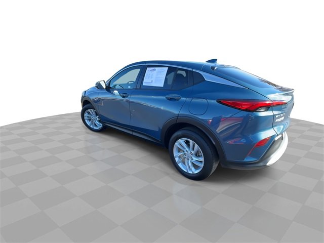 Used 2024 Buick Envista Preferred w/ Convenience I Package image 2