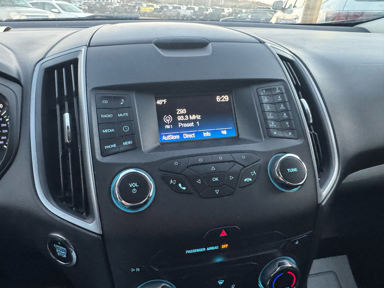 Used 2017 Ford Edge SE image 21