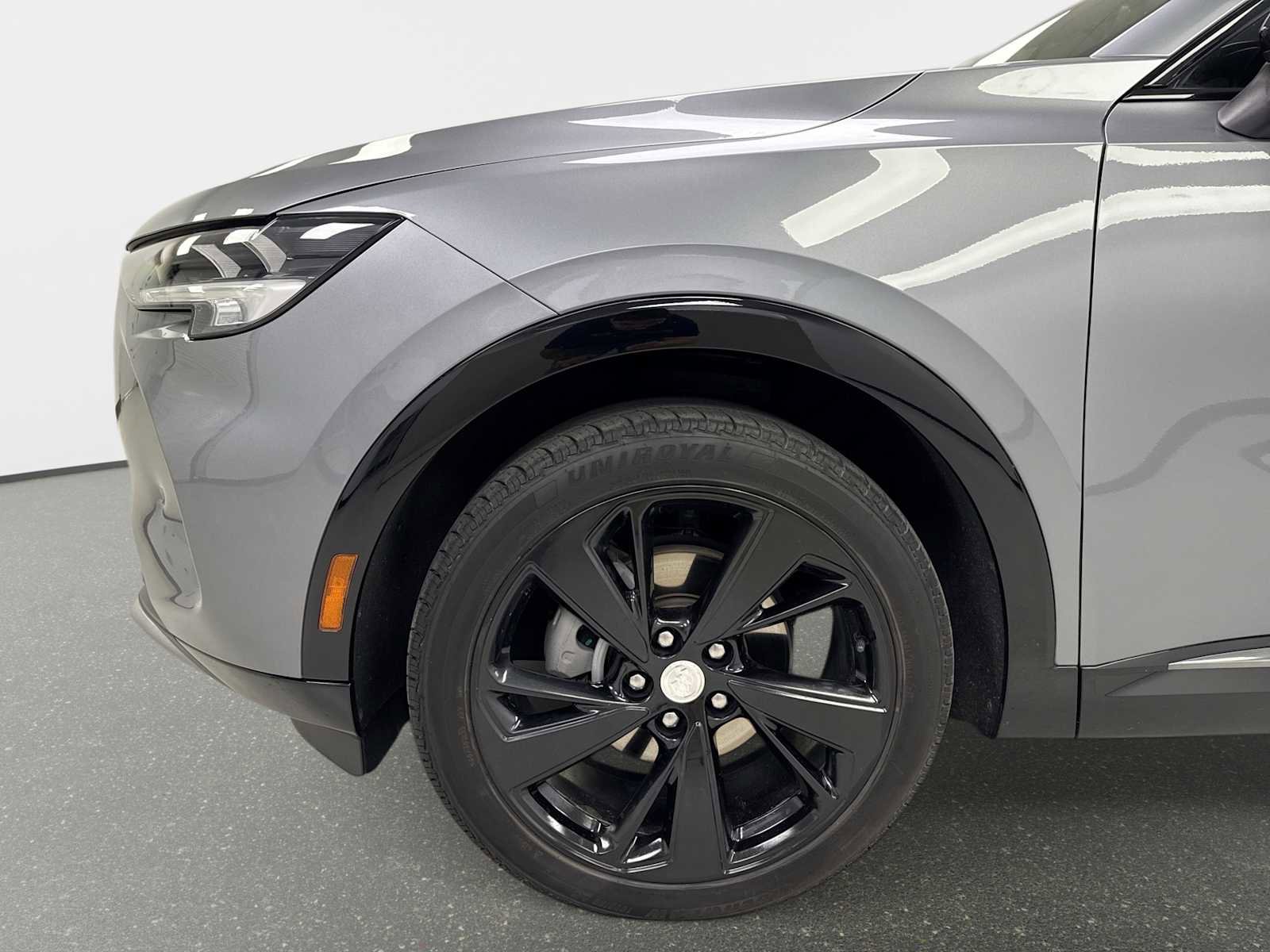 Used 2021 Buick Envision Essence w/ Sport Touring Package image 24