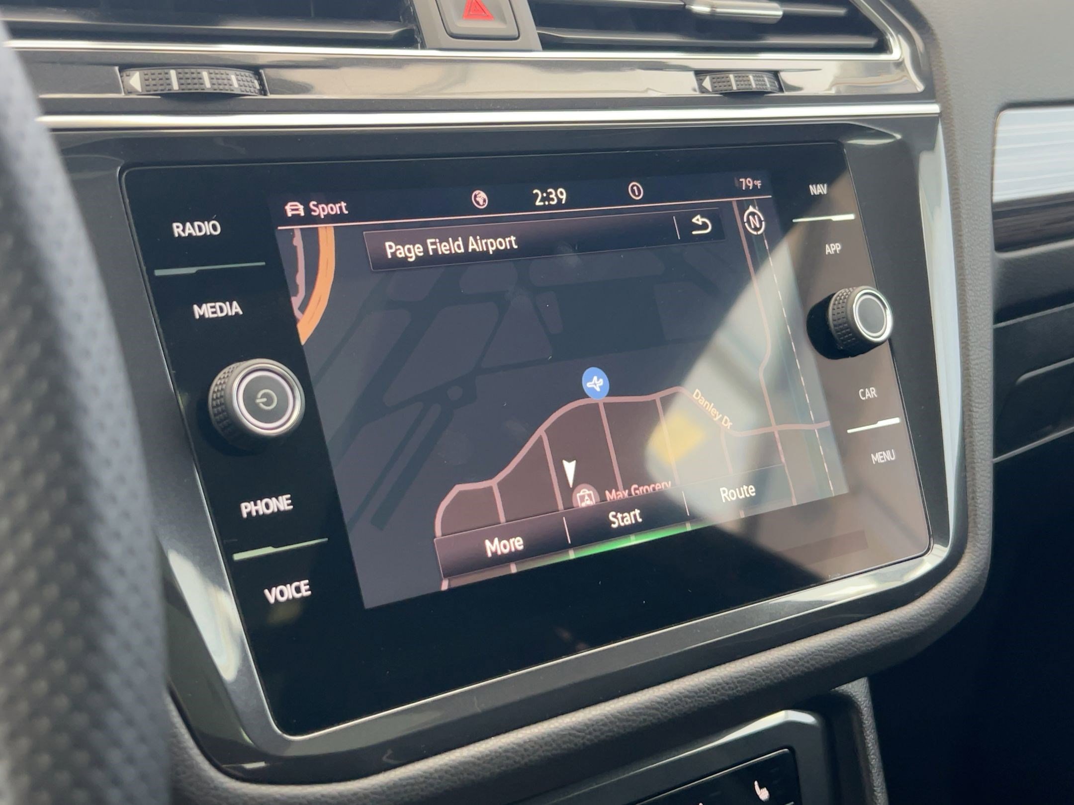 Certified 2023 Volkswagen Tiguan SEL R-Line image 25