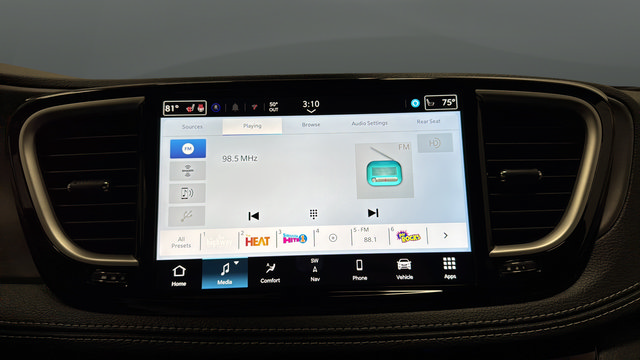New 2026 Chrysler Pacifica Select AWD/4WD image 37