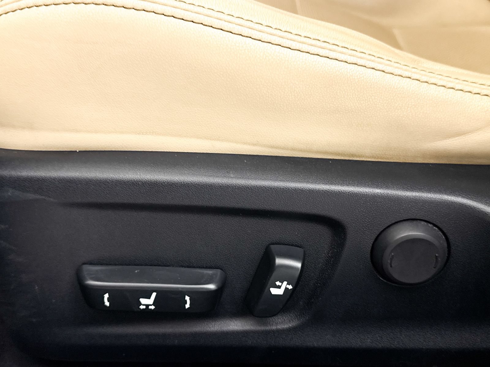Used 2014 Lexus IS 250 w/ Navigation Package RWD image 27