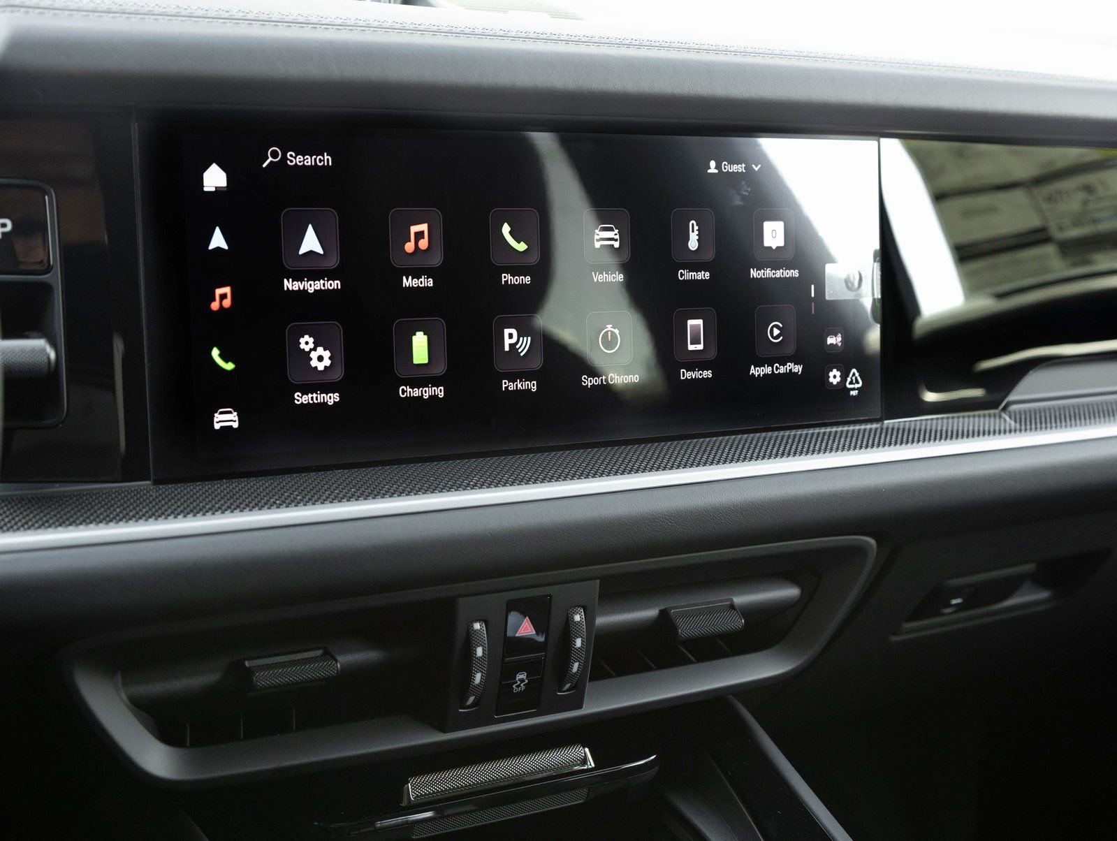 Used 2025 Porsche Cayenne Turbo image 27