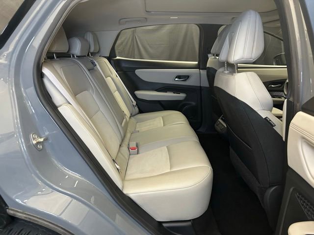 Used 2024 Nissan Ariya AWD image 18