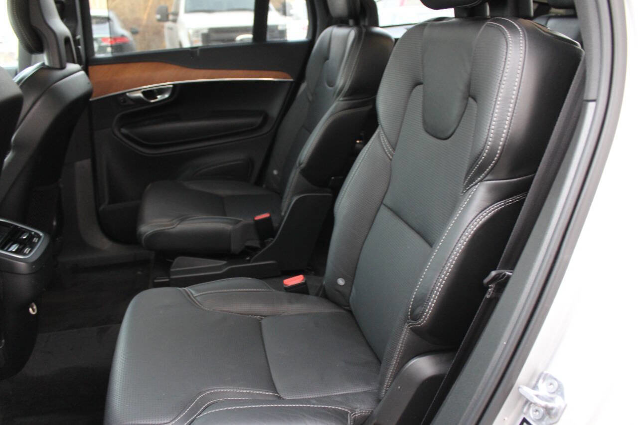 Used 2020 Volvo XC90 T6 Inscription w/ Protection Package Premier image 13