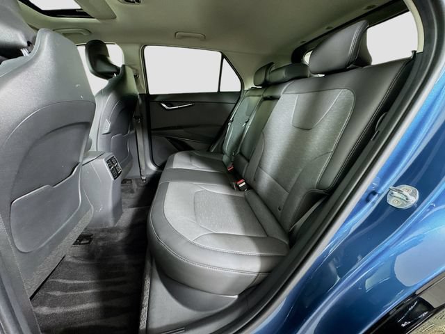 Used 2023 Kia Niro SX Touring FWD image 27