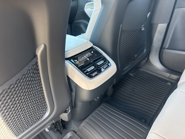 New 2026 Volvo XC90 B5 Plus image 22