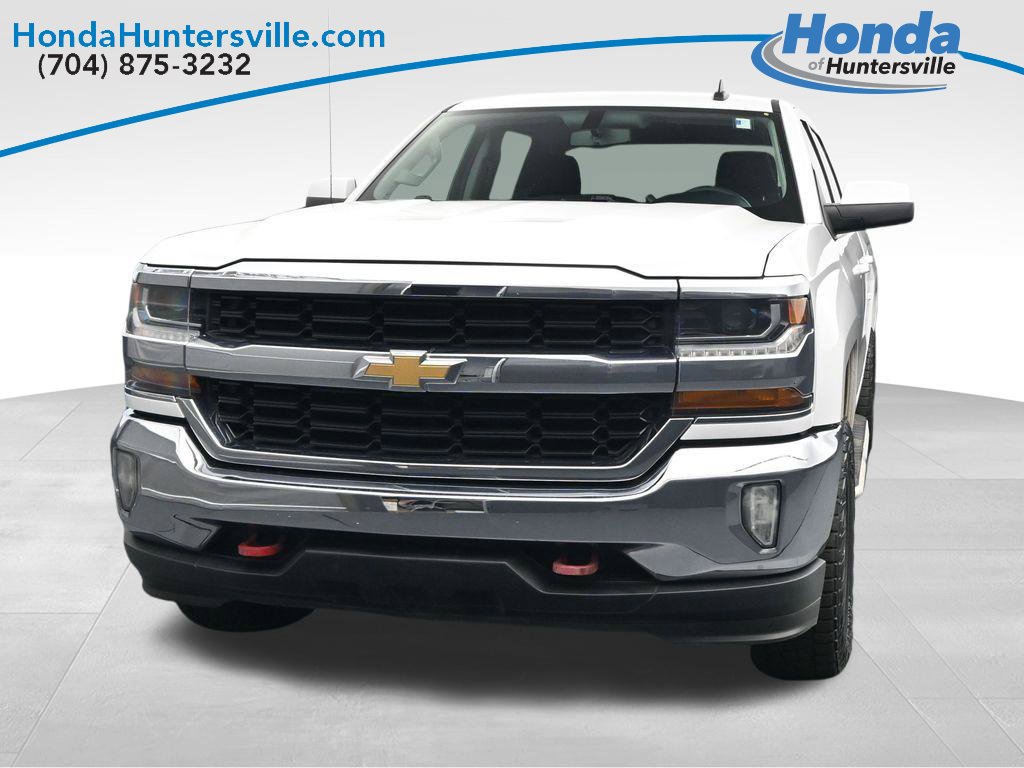 Used 2018 Chevrolet Silverado 1500 LT w/ All Star Edition AWD/4WD image 2