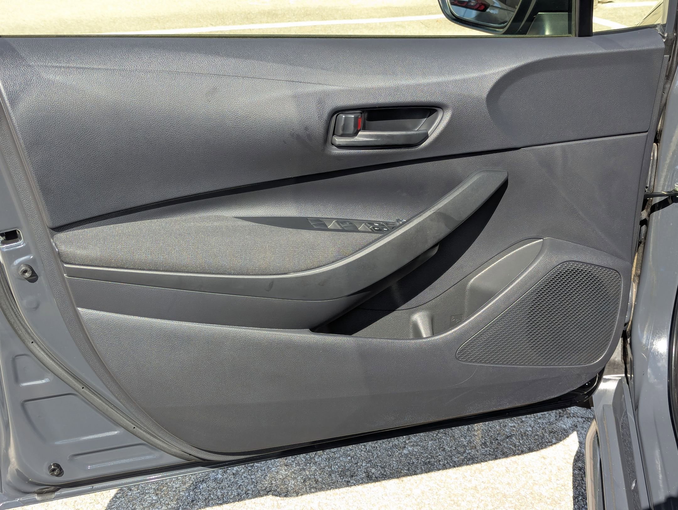 Used 2024 Toyota Corolla LE image 11