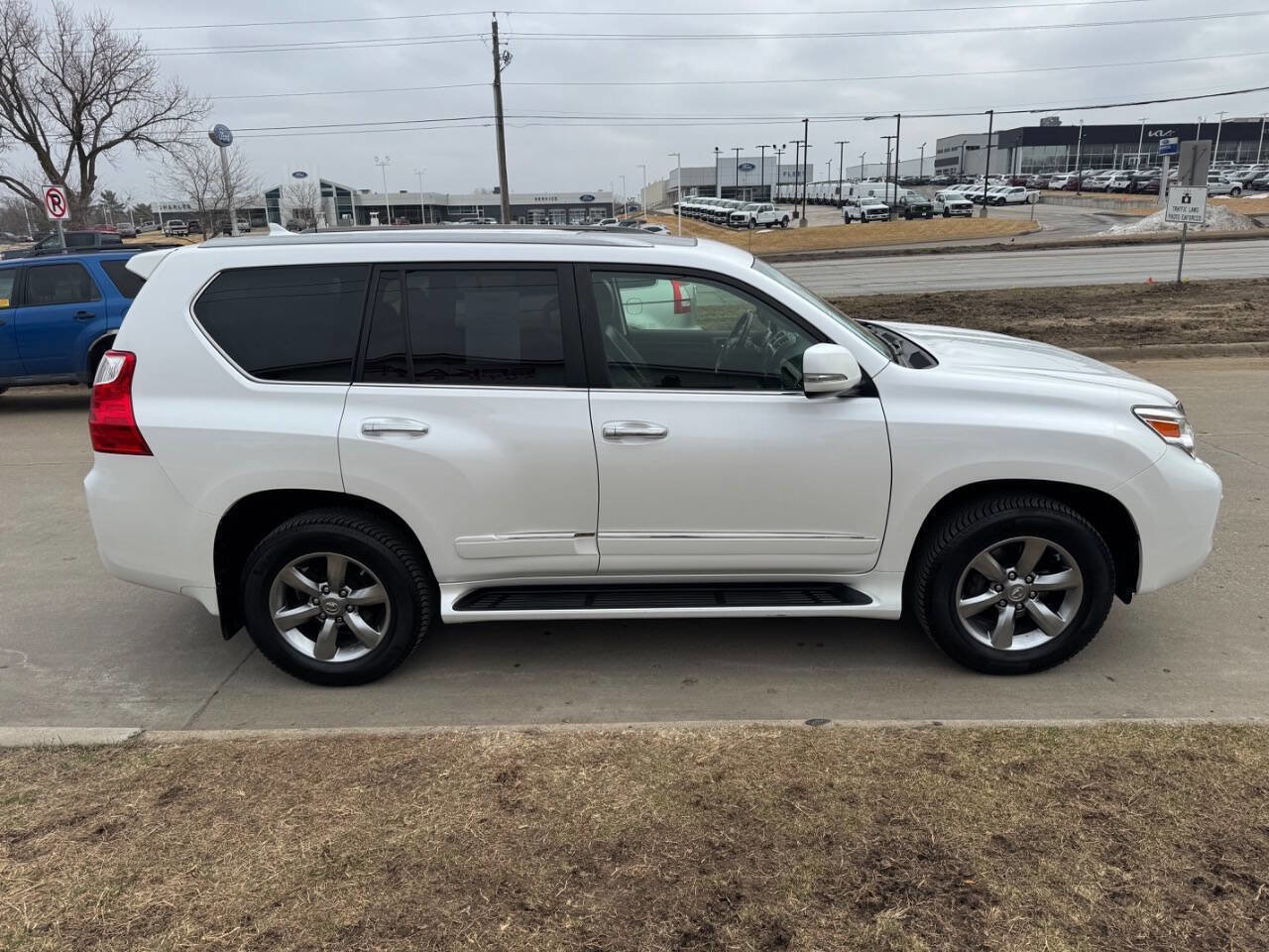 Used 2013 Lexus GX 460 Premium image 6