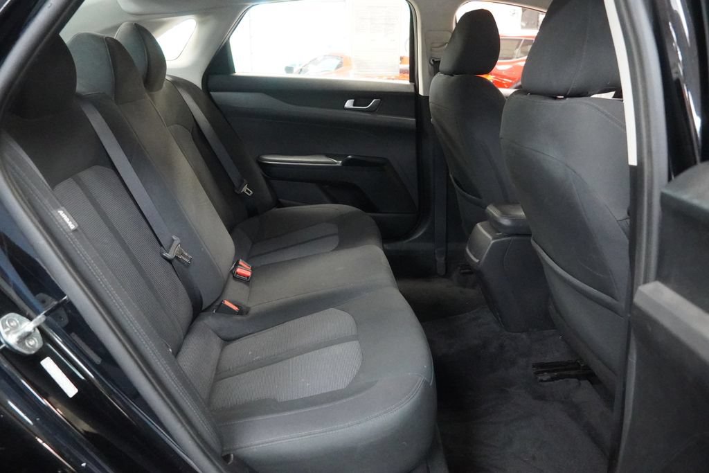 Used 2021 Kia K5 LX FWD image 27