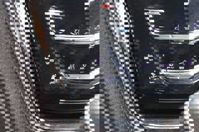 Used 2014 Cadillac CTS AWD Sedan w/ Seating Package image 17