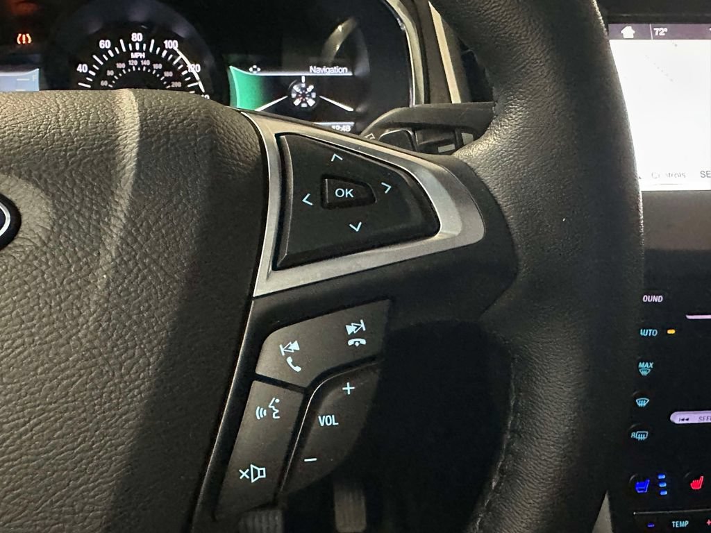 Used 2019 Ford Edge Titanium w/ Equipment Group 301A AWD/4WD image 31