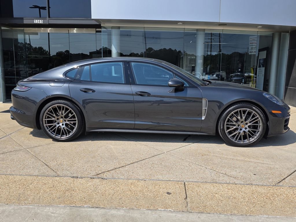 Used 2022 Porsche Panamera 4 Platinum Edition image 8