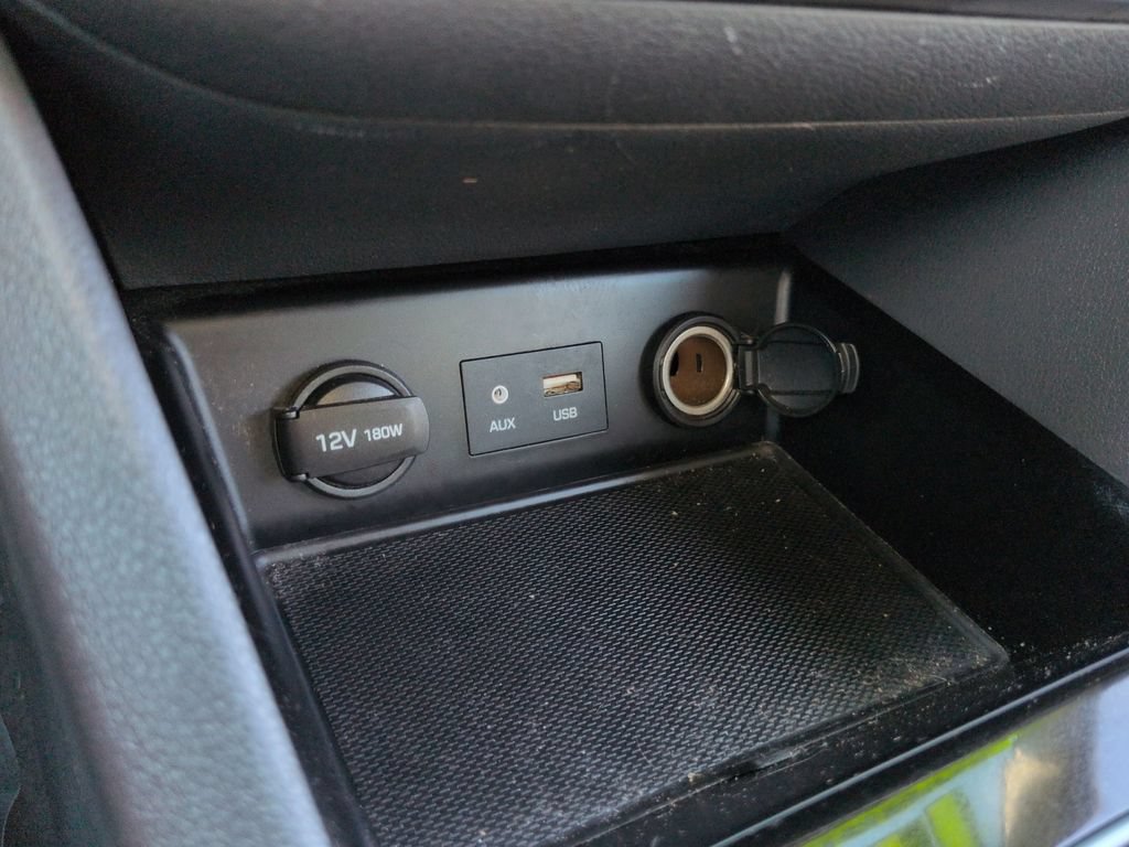 Used 2017 Hyundai Ioniq SEL FWD image 24