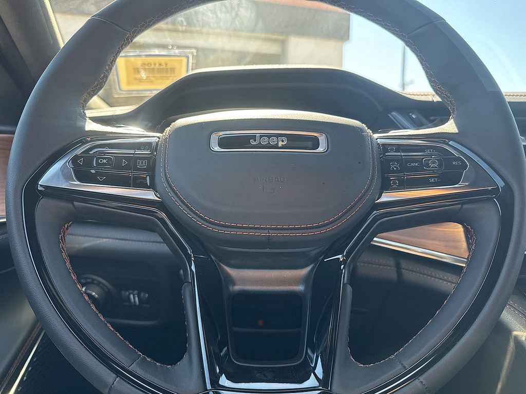 New 2026 Jeep Grand Cherokee L Summit AWD/4WD image 19