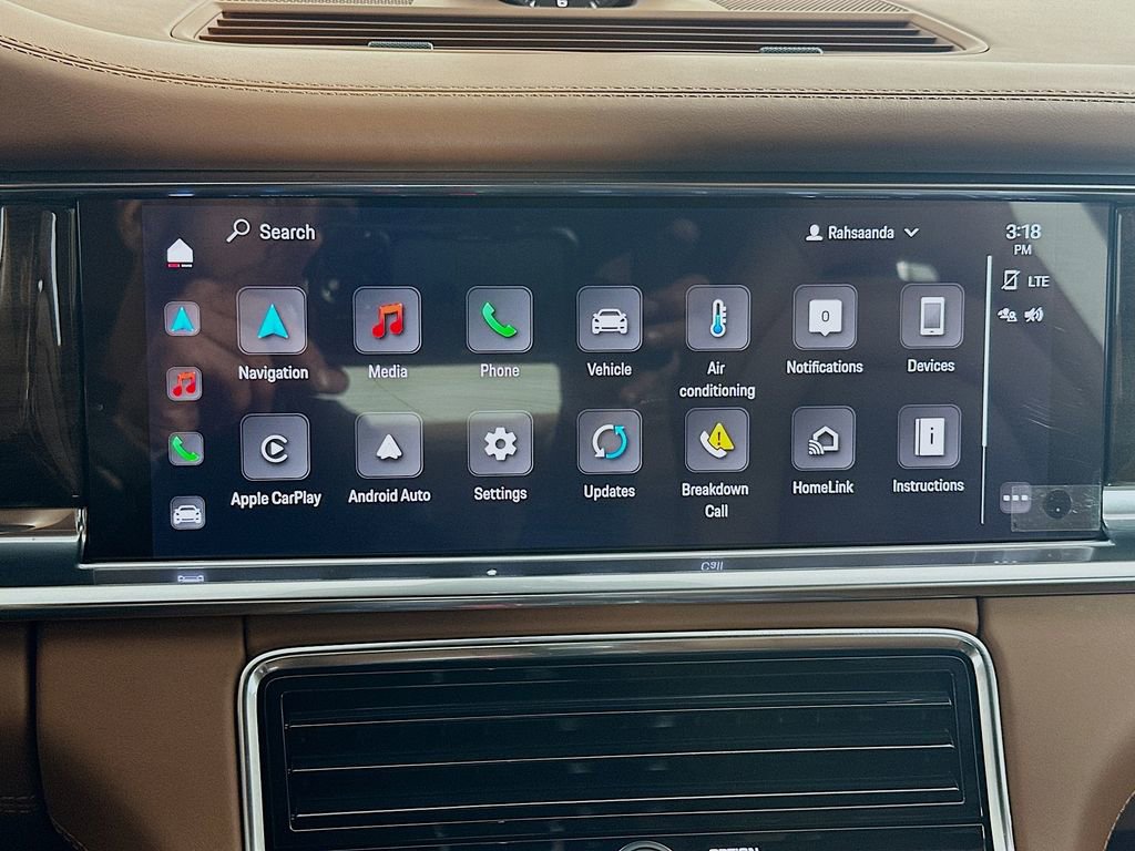 Used 2023 Porsche Panamera Platinum Edition image 15