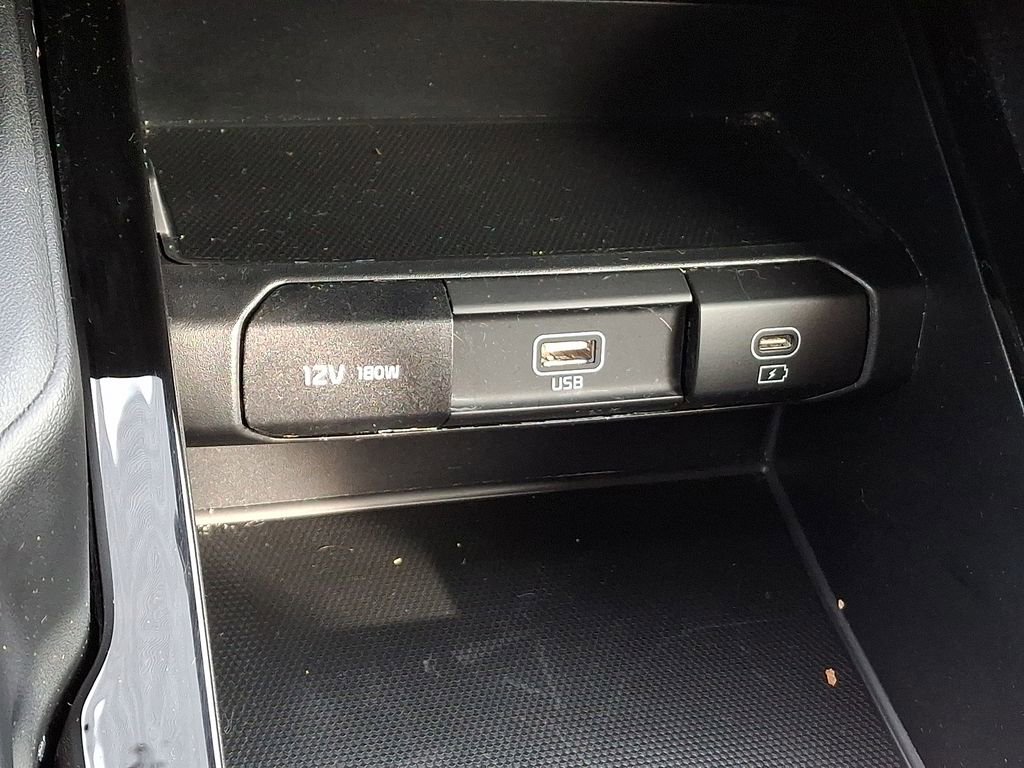 Used 2024 Kia Telluride LX image 22