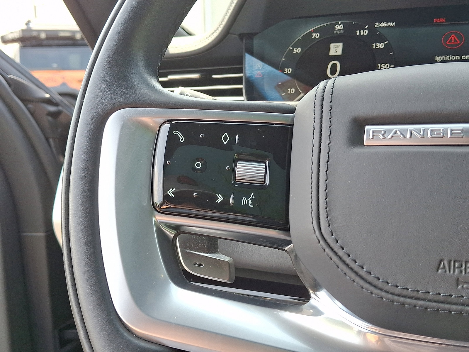 Used 2023 Land Rover Range Rover SE AWD/4WD image 19