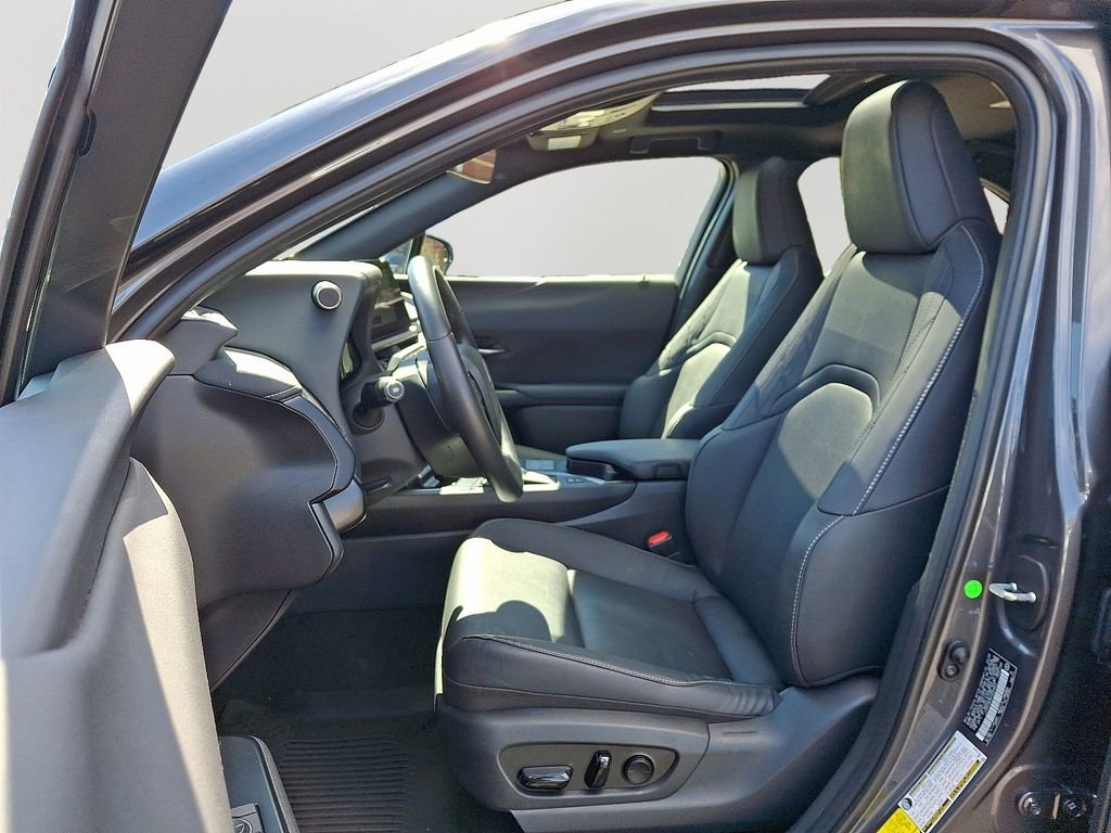 Used 2023 Lexus UX 250h AWD w/ Accessory Package (Z2) image 14