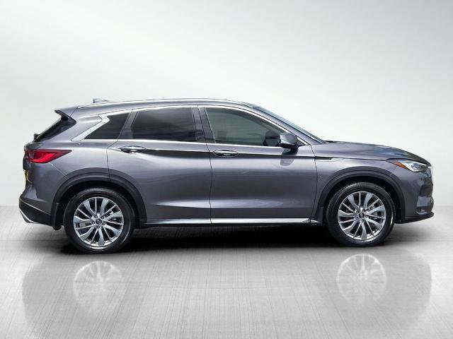 Certified 2025 INFINITI QX50 Luxe AWD/4WD image 3