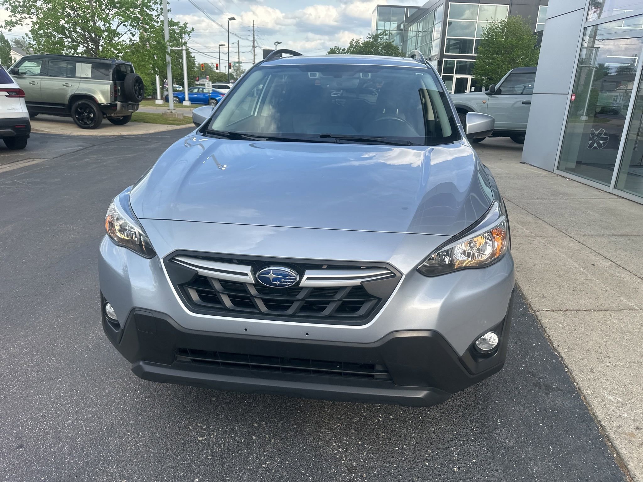 Used 2022 Subaru Crosstrek 2.0i Premium w/ Moonroof Package image 9