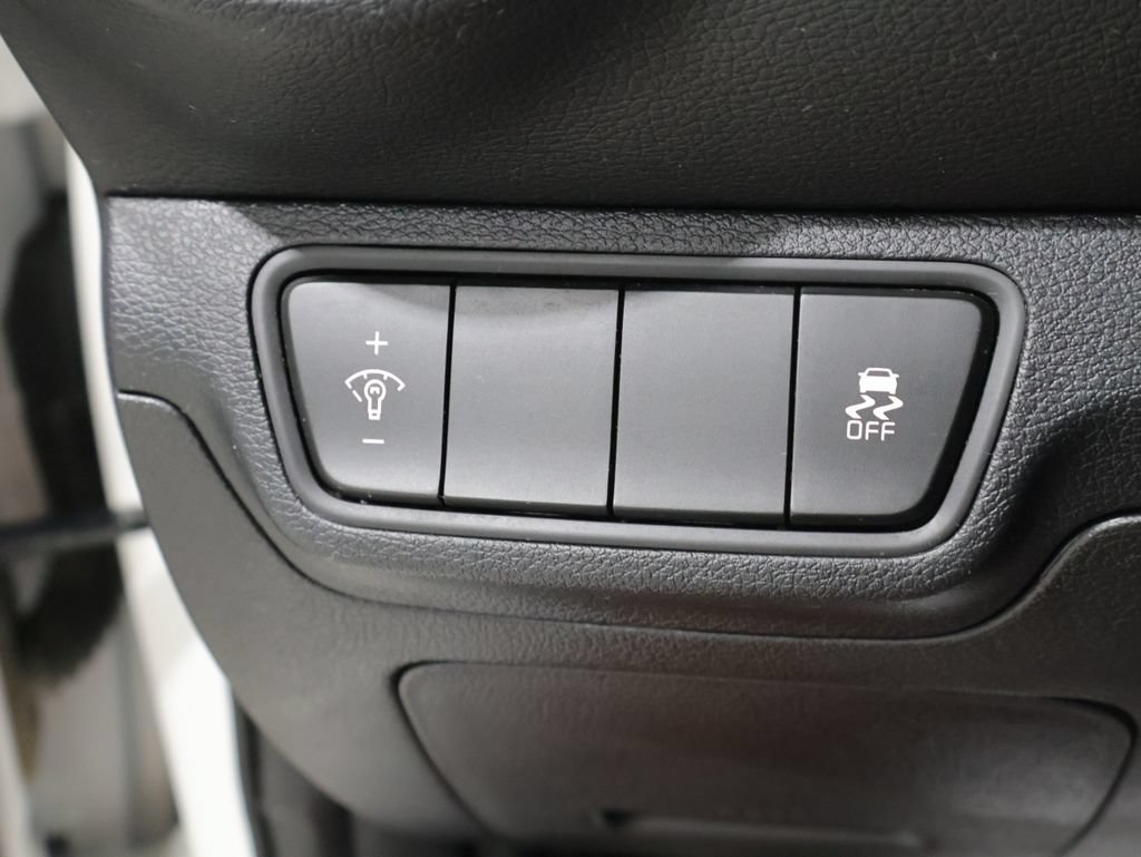 Used 2024 Kia Forte LXS FWD image 32