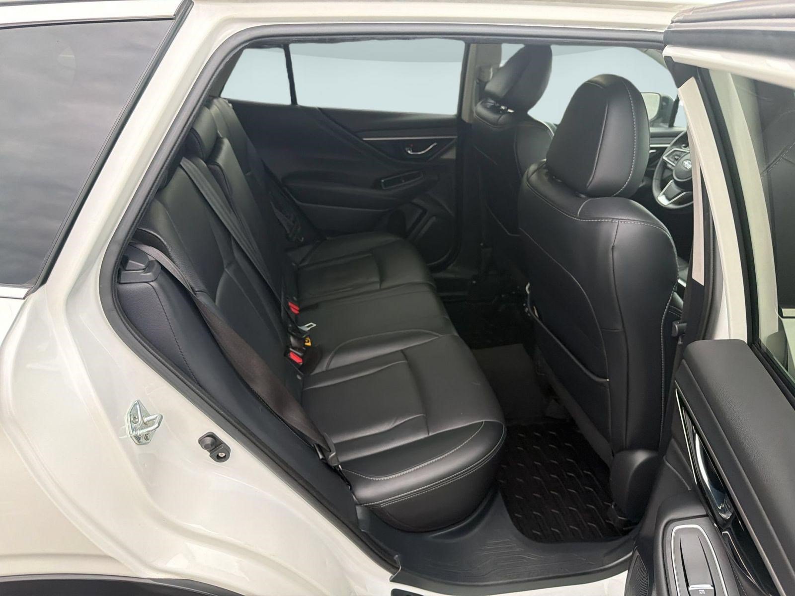 Used 2022 Subaru Outback Limited AWD/4WD image 27