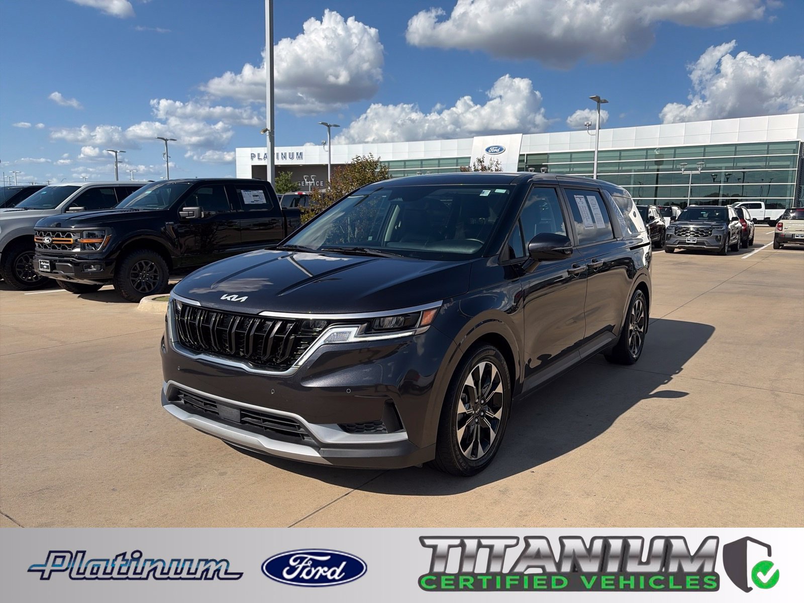 Used 2024 Kia Carnival EX FWD 360° Tour