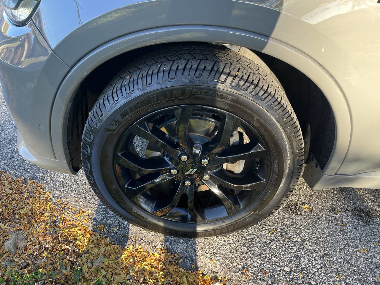 Used 2019 Dodge Durango R/T w/ Technology Group image 9