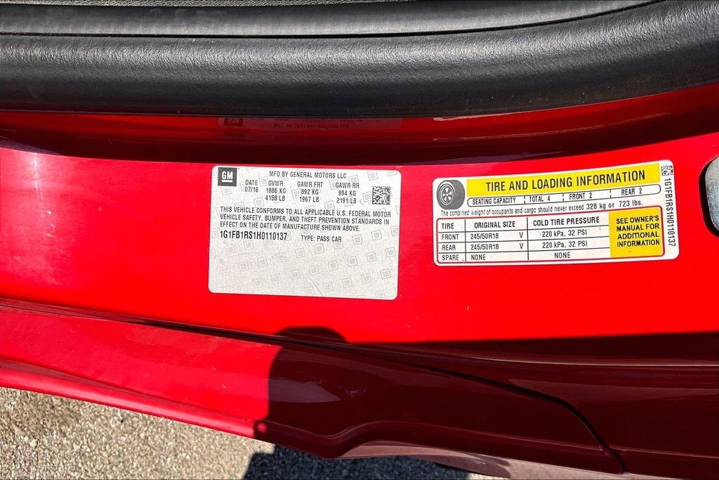 Used 2017 Chevrolet Camaro LT RWD image 29
